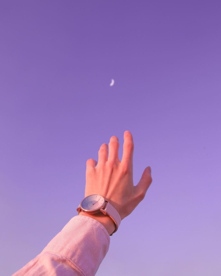 Руки к небу