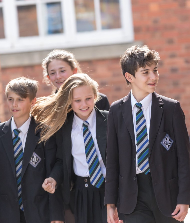 Школьная форма в Швейцарии