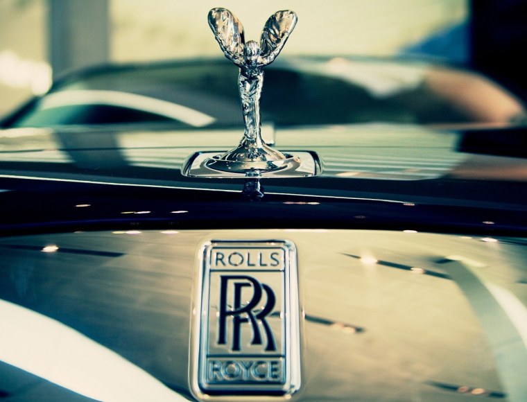 Роллс Ройс буквы
