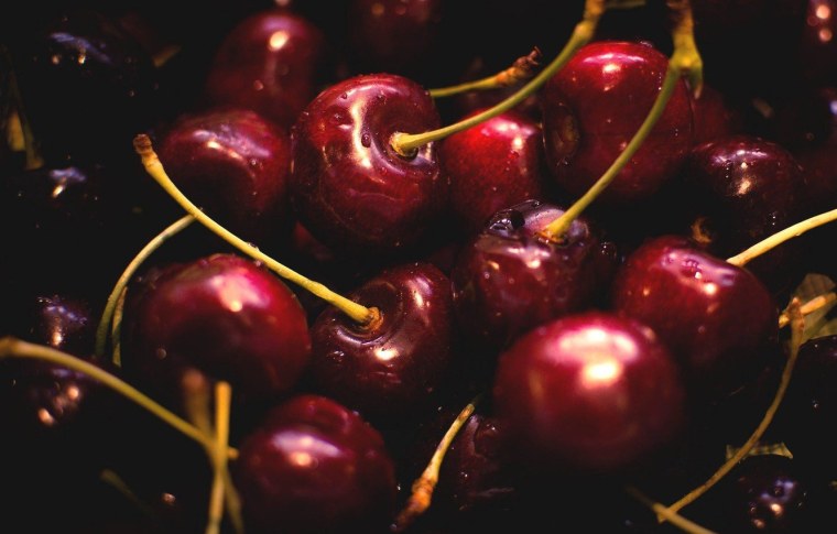 Вишня Аморель Никифорова