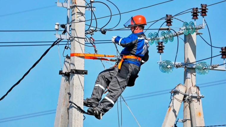 Электрик монтажник