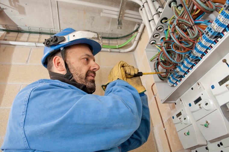 Техническое обслуживание электрооборудования