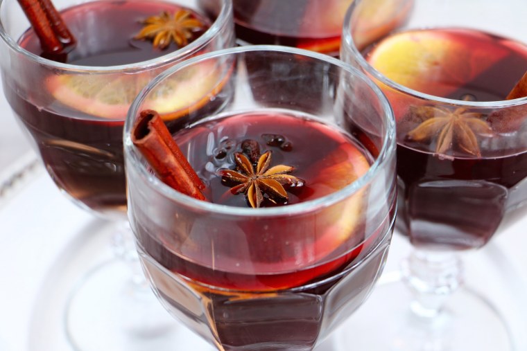 Глинтвейн DERHUGO