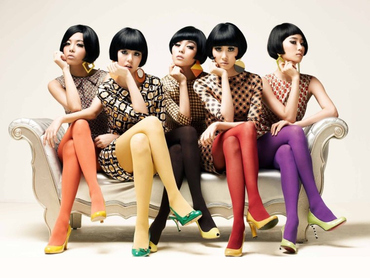 Фотосессия пятерых подруг