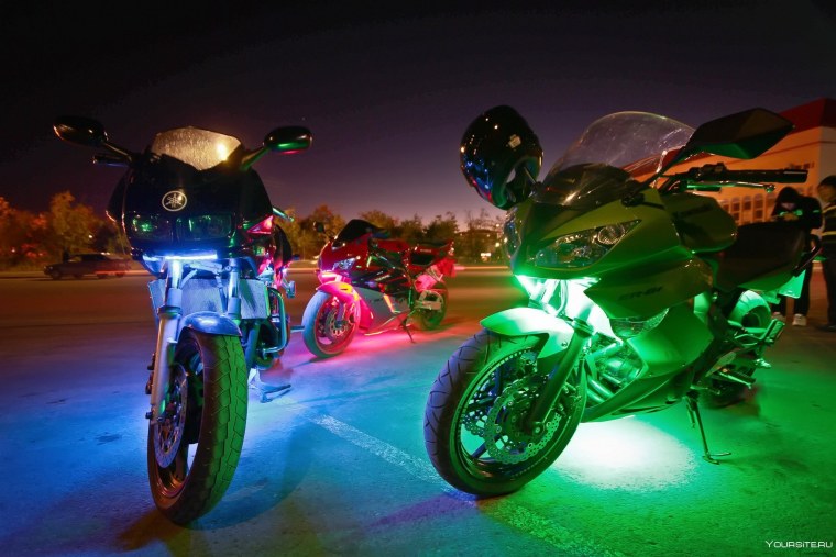 Светящийся мотоцикл