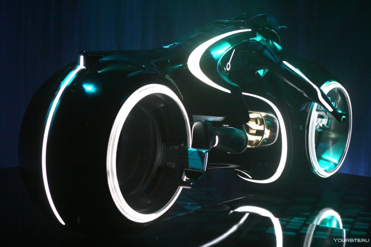 Мотоцикл с неоновой подсветкой