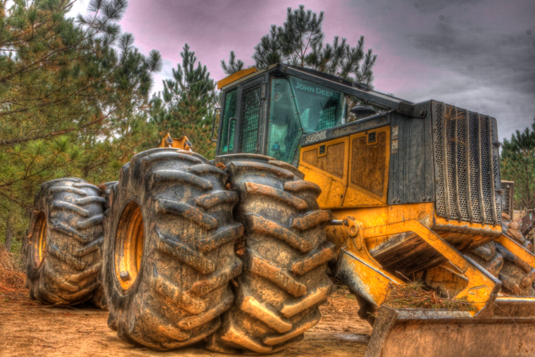 Крутой тракторист