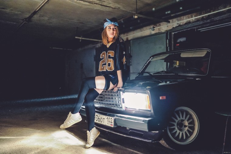 Жига и девушки