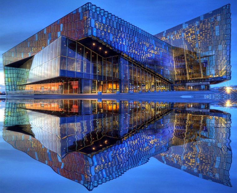 Концертный зал Харпа (Harpa Blue hour)