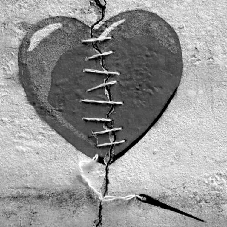 Чёрное разбитое сердце