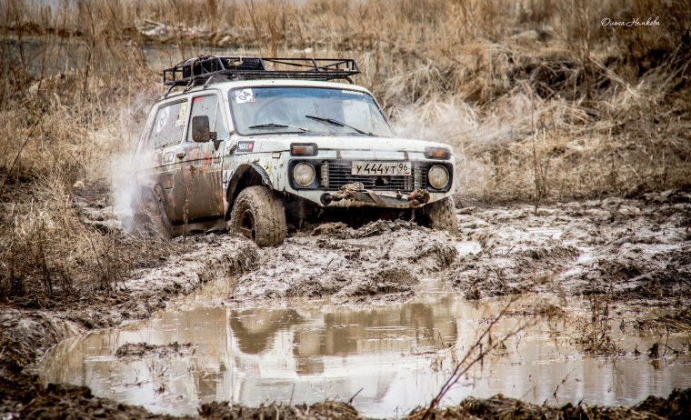 Off Road в грязи