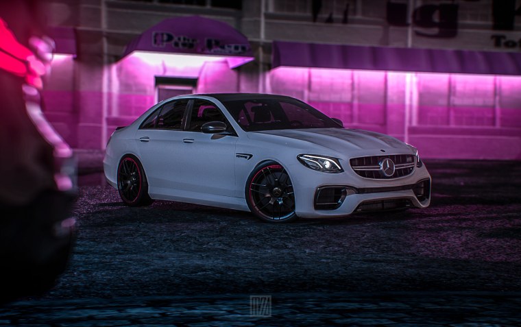 Чёрный Мерседес s63 AMG дрифт