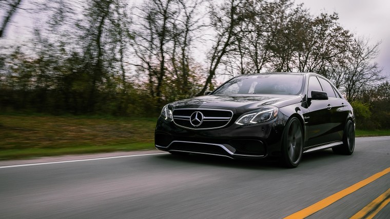 Мерседес Бенц е63 АМГ черный