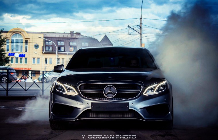 Мерседес Бенц 223 АМГ