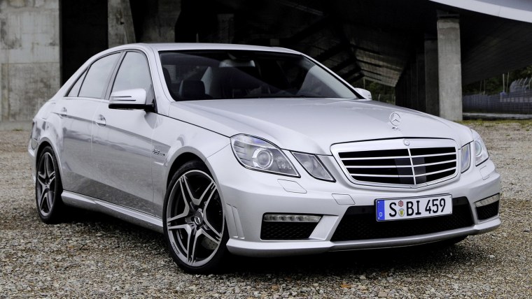 Мерседес Бенц е63 АМГ 2013