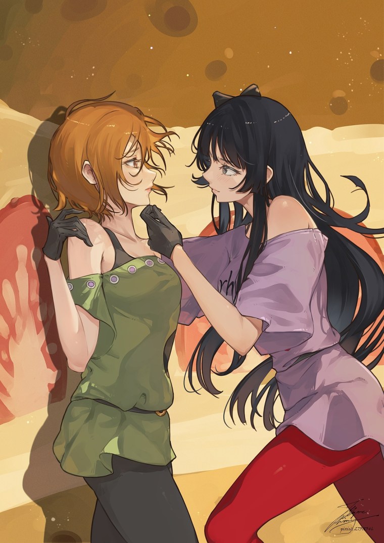 Мио Акияма во весь рост