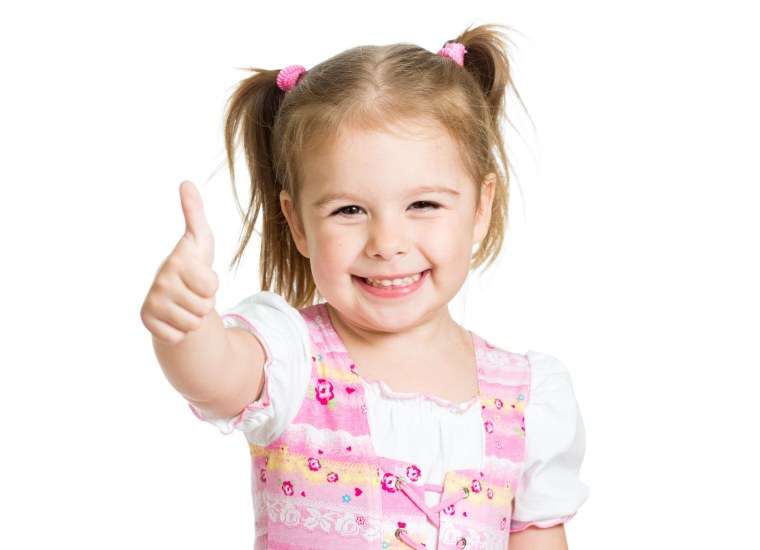 Ребенок показывает класс