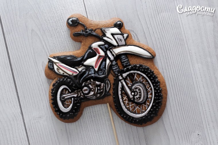 Торт для мужчины с топперами