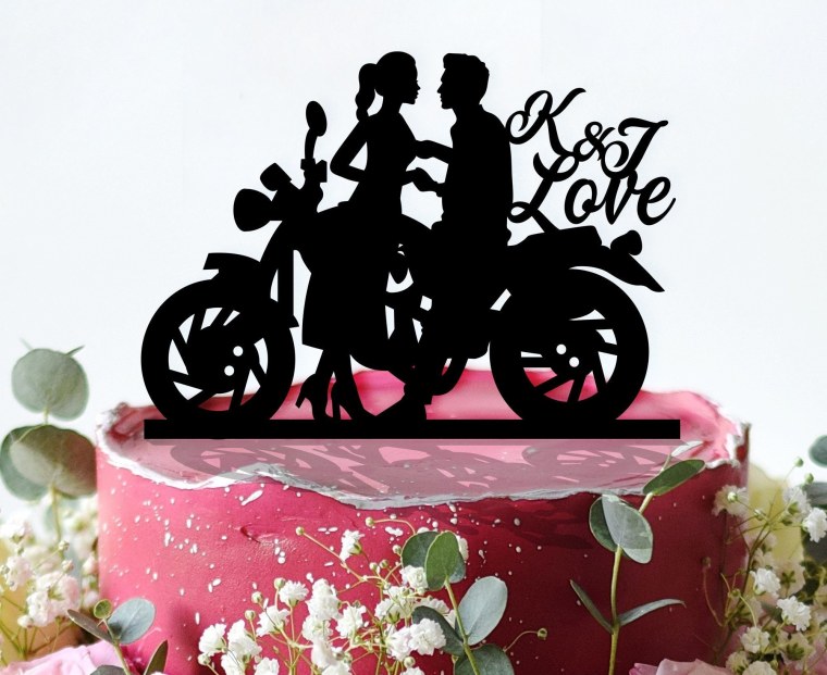 Трафарет мотоцикла для торта