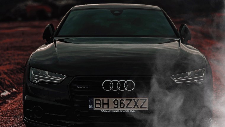Audi a8 Black