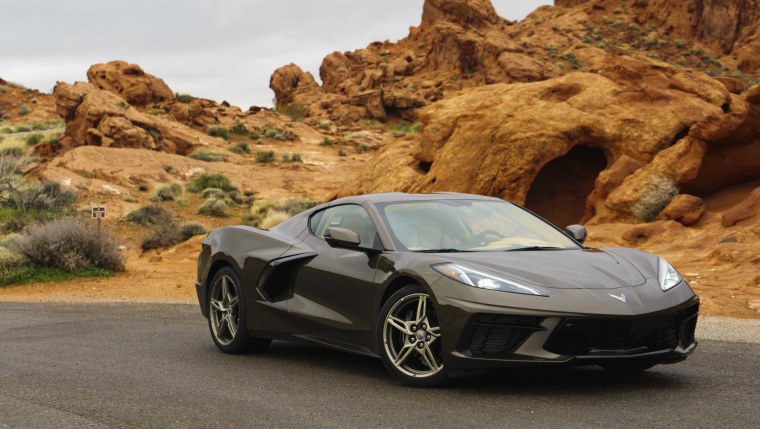 Шевроле Corvette 2020