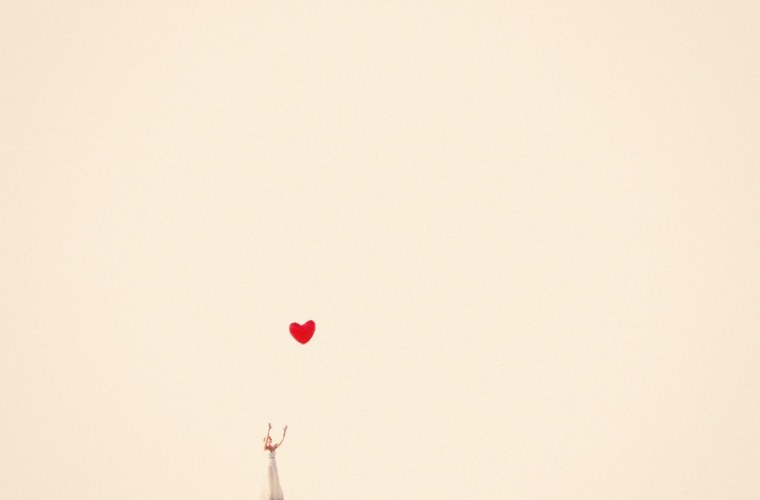 Фон нежный бежево розовый с сердечками