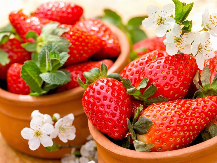 Клубника ягода