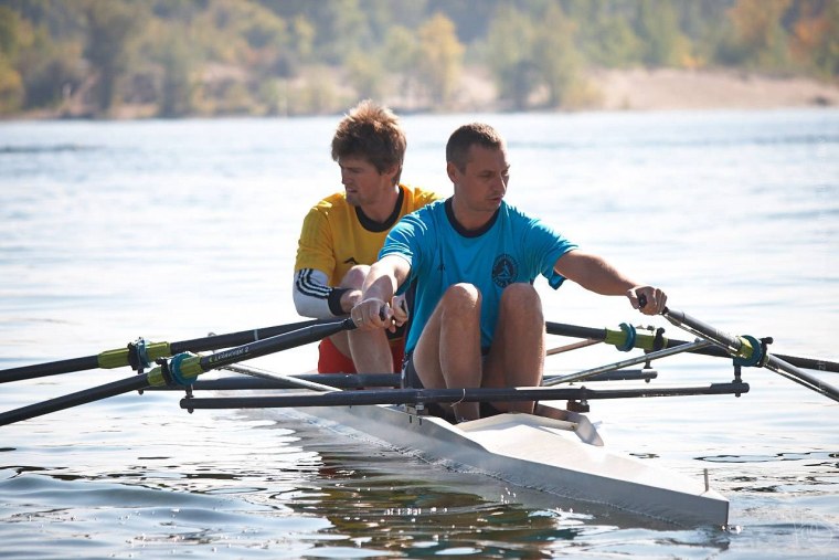 Академическая гребля лодка восьмерка