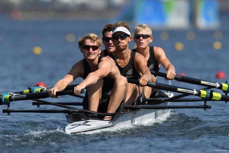 Академическая гребля четверка парная