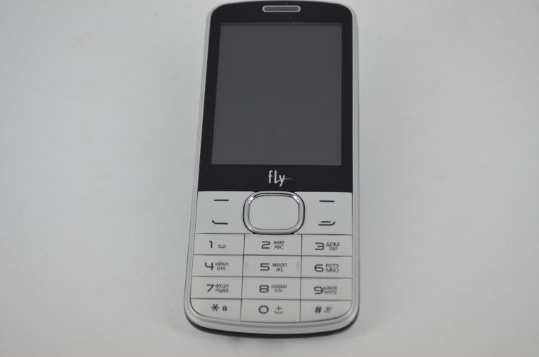 Смартфон Fly fs458
