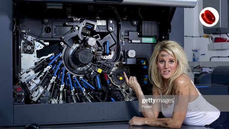 Девушка инженер прикол