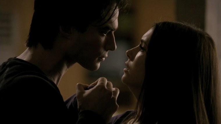 Деймон и Елена 4 сезон