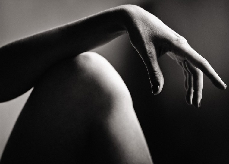 Девушка в неоне