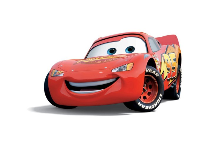 Молния Маккуин на белом фоне