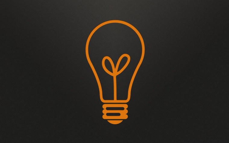 Лампочка на черном фоне