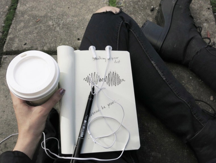 Наушники Эстетика Минимализм