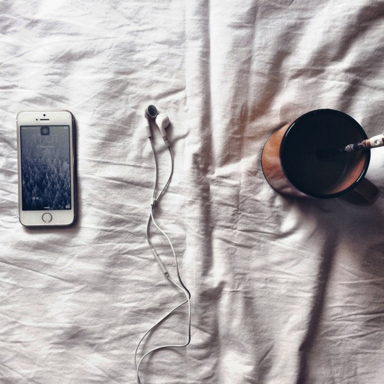 Аниме одиночество в наушниках