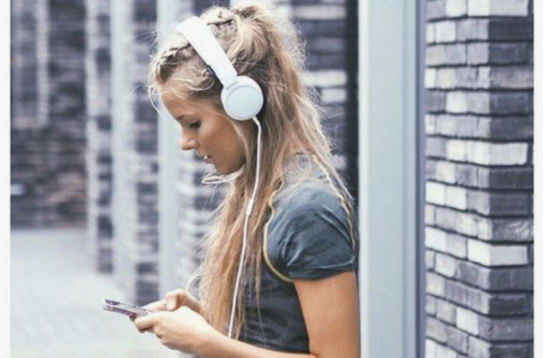 Наушники для телефона