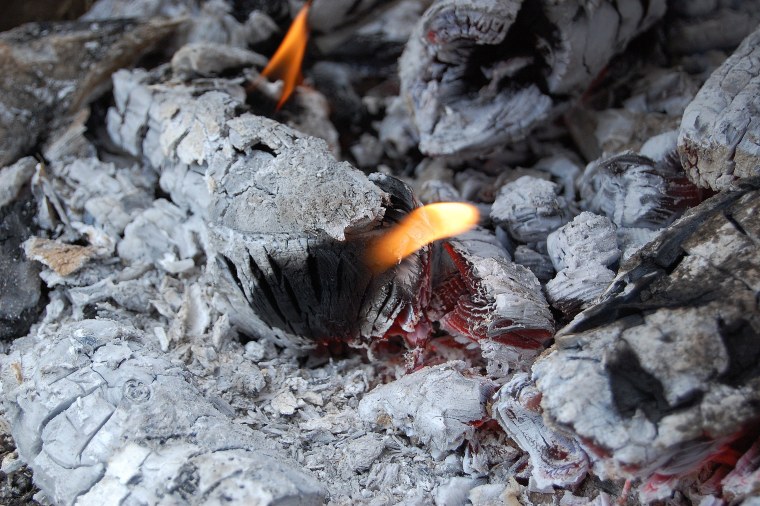 Потухший костер