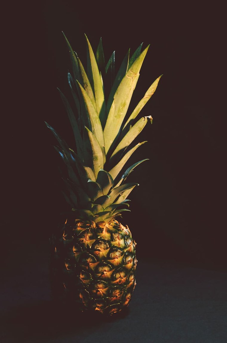 Черный ананас