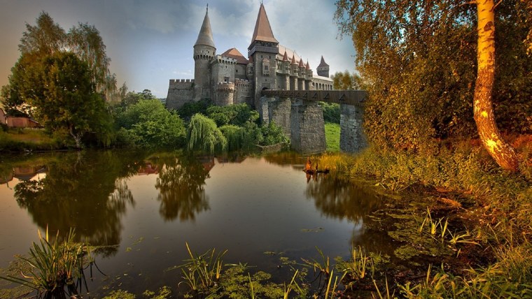 Замок Бург Эльц