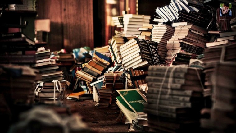 Беспорядок в библиотеке