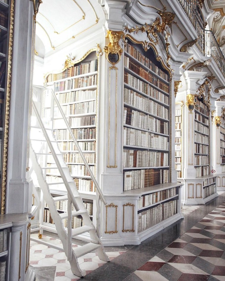 Красивая библиотека