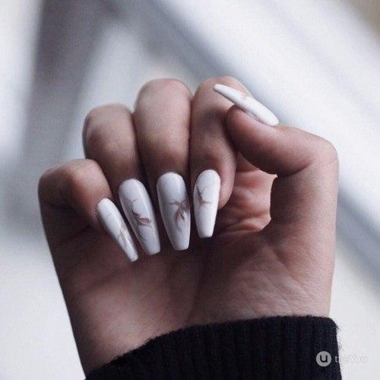 Маникюр на длинные ногти Эстетика