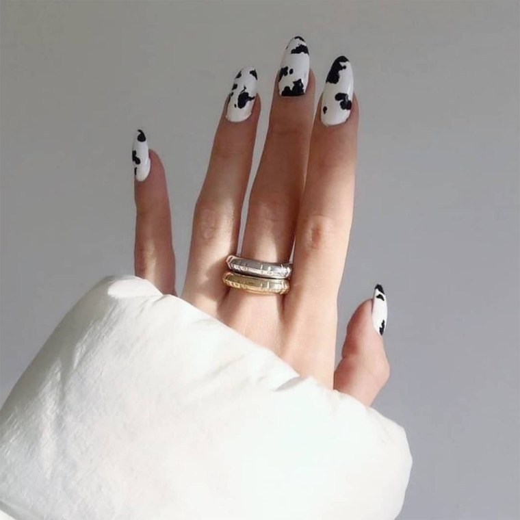 Маникюр Кендалл Дженнер 2020