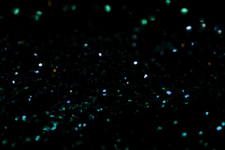 Золотые блестки