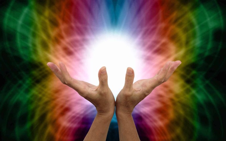 Магический шар в руках