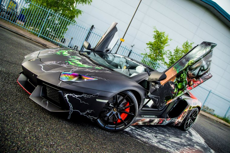 Тюнингованный Ламборджини авентадор