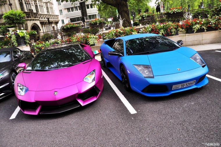 Lamborghini Aventador lp700 розовый