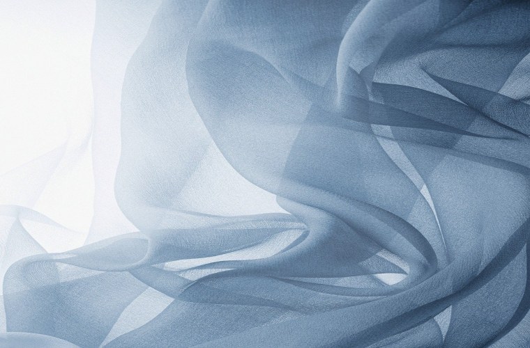 Прозрачная шелковая ткань